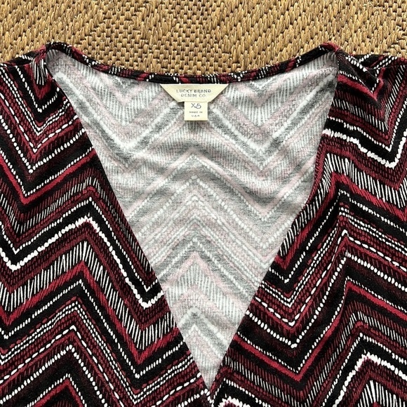 Lucky brand Front Cross Blousey Top Size XS - Picture 5 of 7